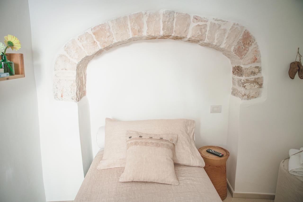 Trullo Essenza-Trulli Anti Charme & Relax Bed and Breakfast Αλμπερομπέλο Εξωτερικό φωτογραφία