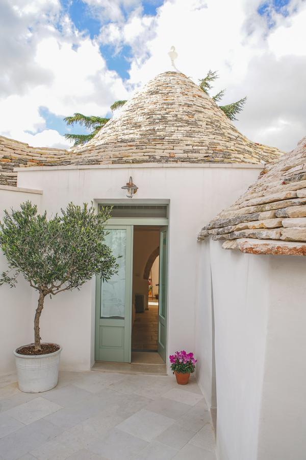 Trullo Essenza-Trulli Anti Charme & Relax Bed and Breakfast Αλμπερομπέλο Εξωτερικό φωτογραφία