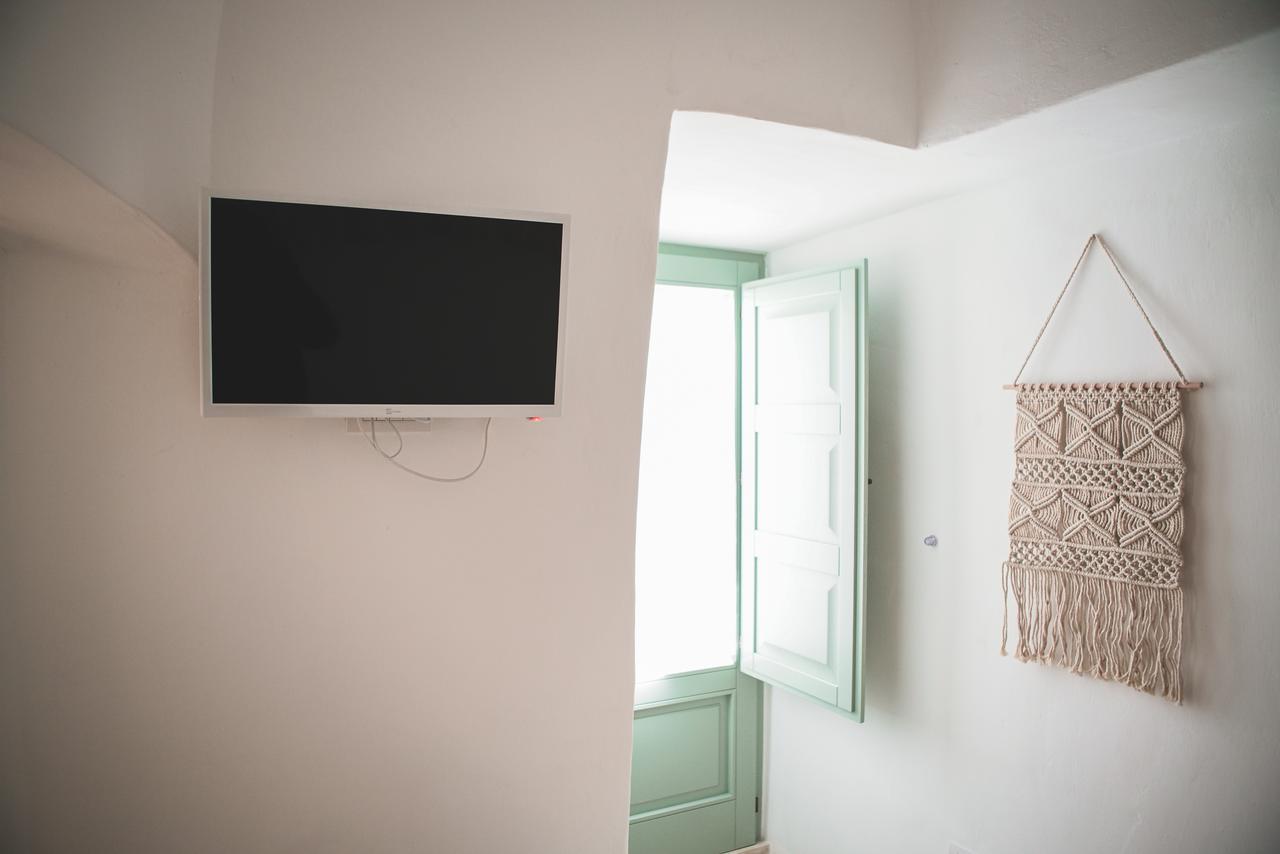 Trullo Essenza-Trulli Anti Charme & Relax Bed and Breakfast Αλμπερομπέλο Εξωτερικό φωτογραφία