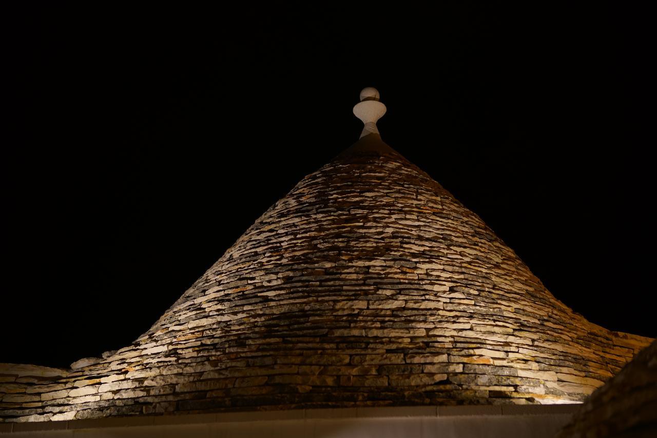 Trullo Essenza-Trulli Anti Charme & Relax Bed and Breakfast Αλμπερομπέλο Εξωτερικό φωτογραφία